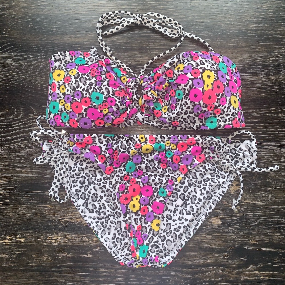 Xhilaration Leopard/Floral Reversible Bikini Set